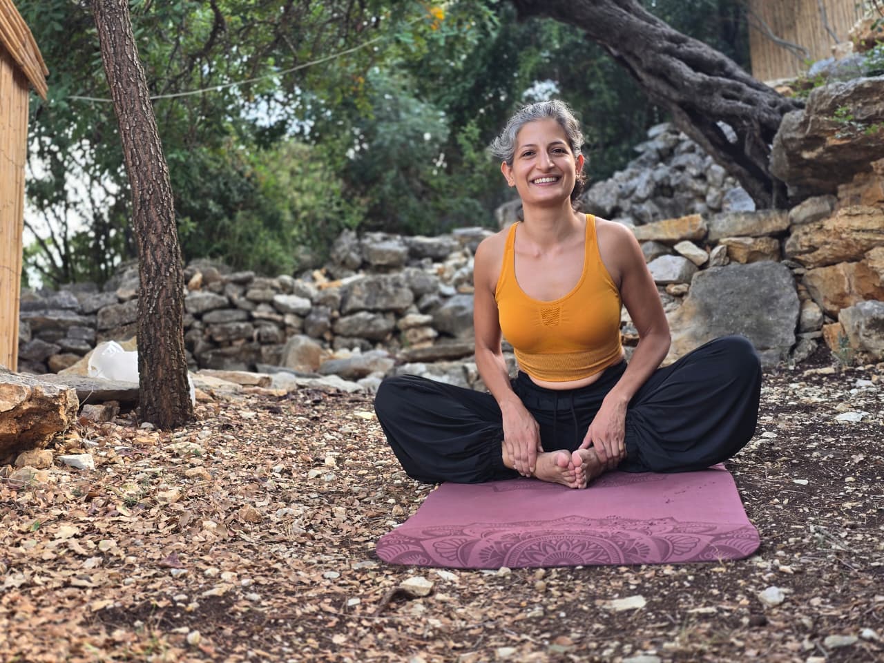 Brise yoga practice